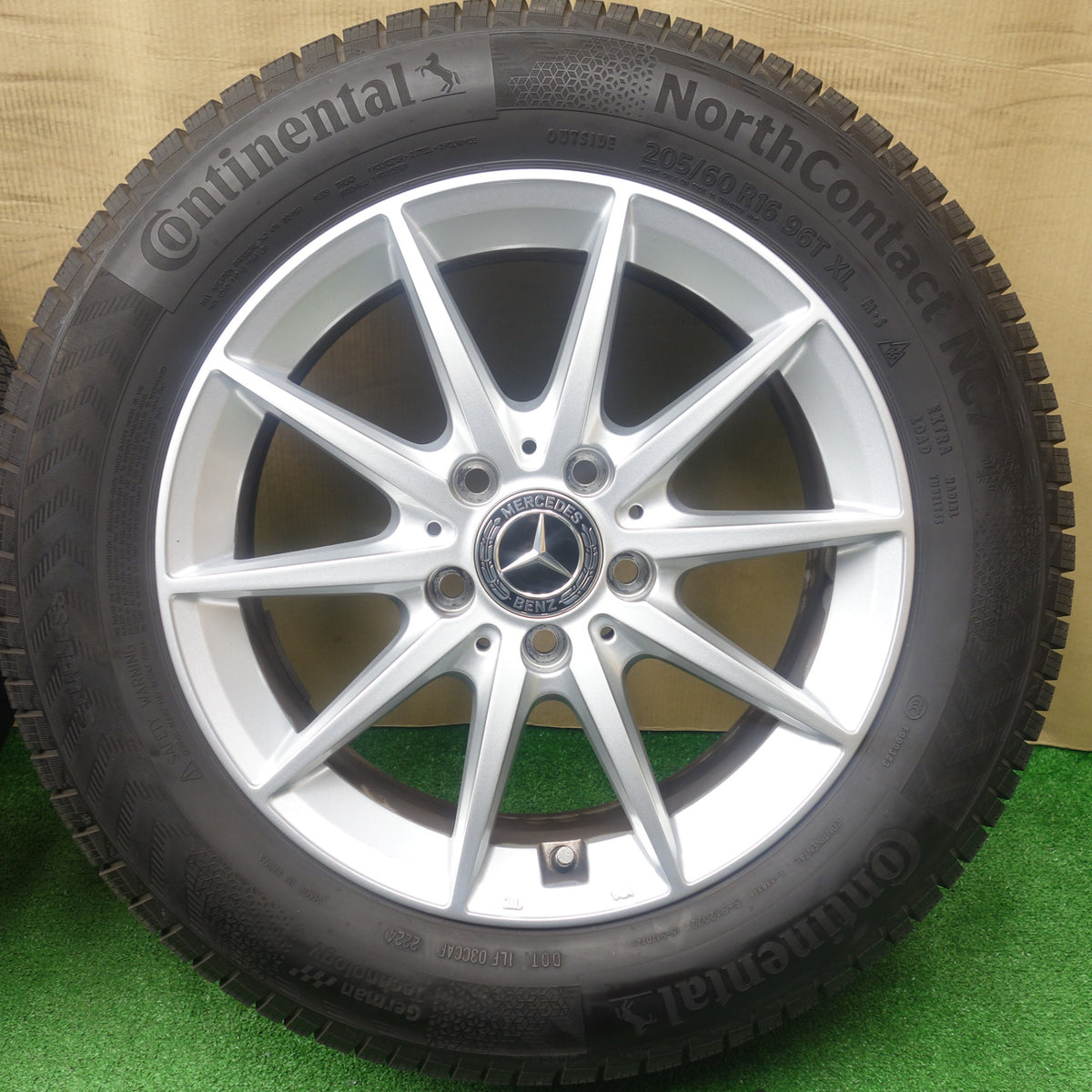 バリ溝!24年!キレイ!9.5分以上★ベンツ 等 EuroForsch 205/60R16 スタッドレス コンチネンタル ノースコンタクト NC7 社外 アルミ ユーロフォルシュ 16インチ PCD112/5H★6011801KTス