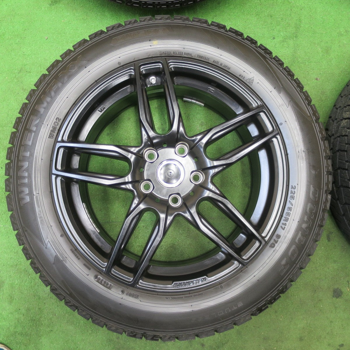 バリ溝!24年!キレイ!9.5分以上★BMW MINI 等 KELLENERS Mainz 225/55R17 スタッドレス ダンロップ ウインターマックス WM02 ケレナーズ マインツ 17インチ PCD112/5H★5090406TTス
