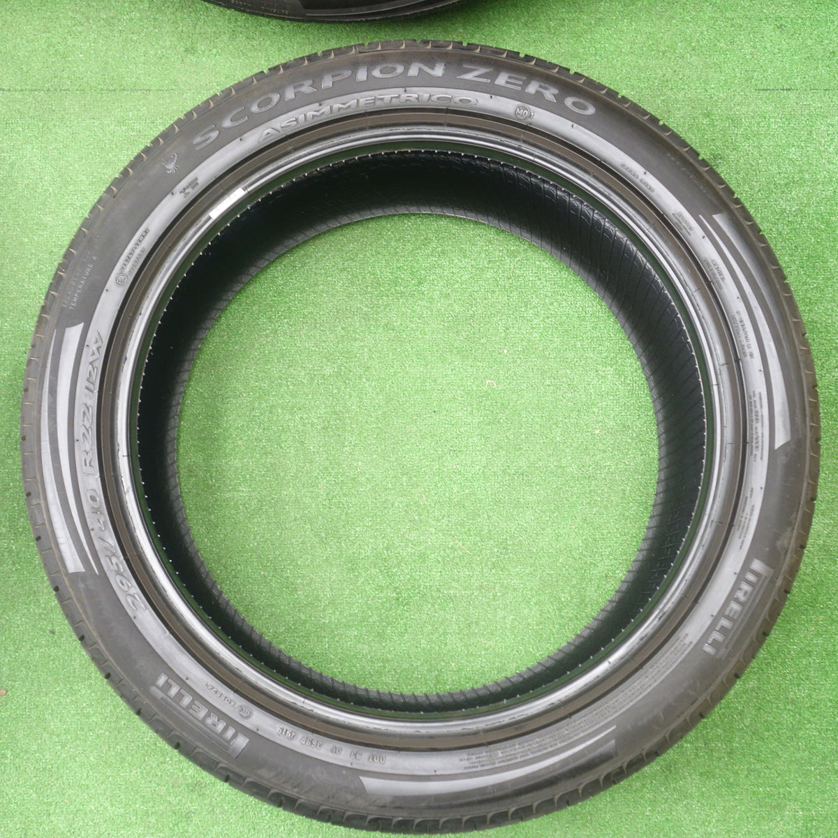 バリ溝!9.5分★295/40R22 ピレリ スコーピオン ゼロ アシンメトリコ SCORPION ZERO タイヤ 22インチ ベンツ Gクラス 等★6020402KTノタ