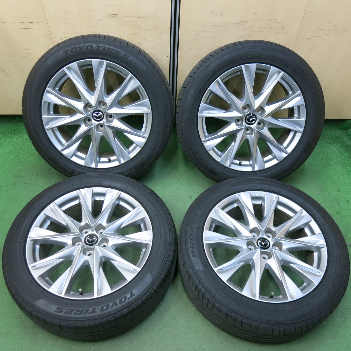 バリ溝!23年!キレイ!9.5分以上★マツダ CX-8 純正 225/55R19 トーヨー プロクセス CL1 SUV 19インチ CX8 PCD114.3/5H★5052814SYノ