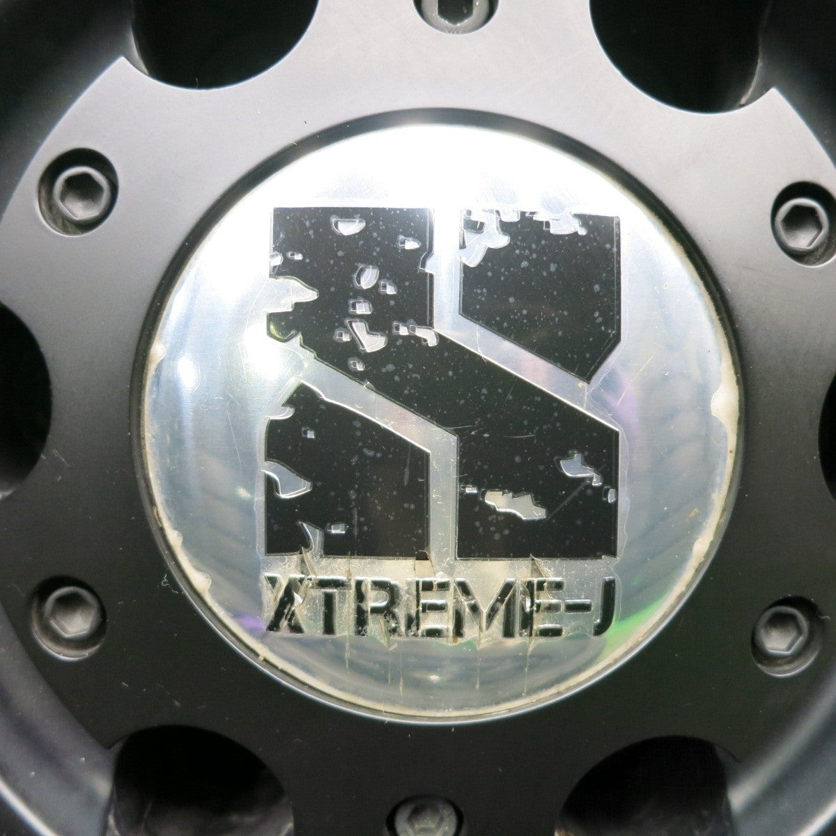 4本価格★スタッドレス XTREME-J XJ 265/60R18 ブリヂストン ブリザック DM-V2 エクストリームJ PCD139.7/6H★4053107HAス