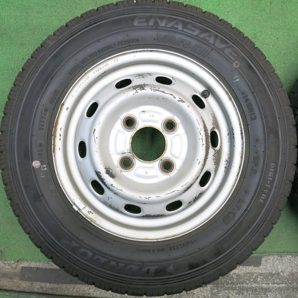 バリ溝!24年!ほぼ10分★145R12 6PR ダンロップ エナセーブ VAN01 スチール ホイール 12インチ PCD100/4H★5092802HAノ