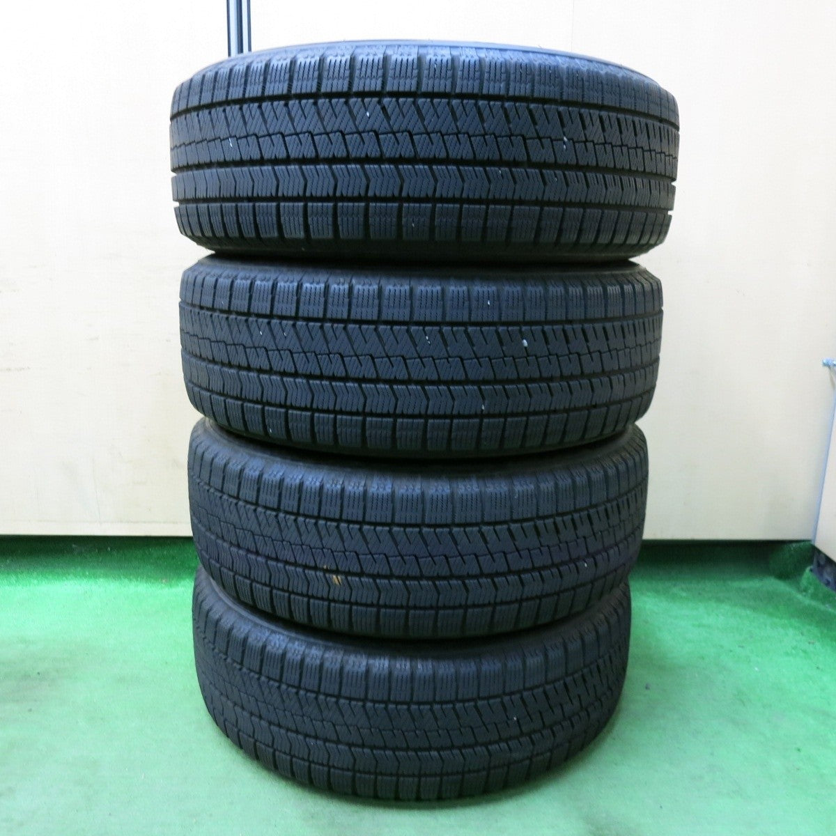 バリ溝!21年!キレイ!9.5分★スタッドレス 225/60R17 ブリヂストン ブリザック VRX2 SEIN RACING S 共豊 ザイン 17インチ PCD114.3/5H★4112711SYス