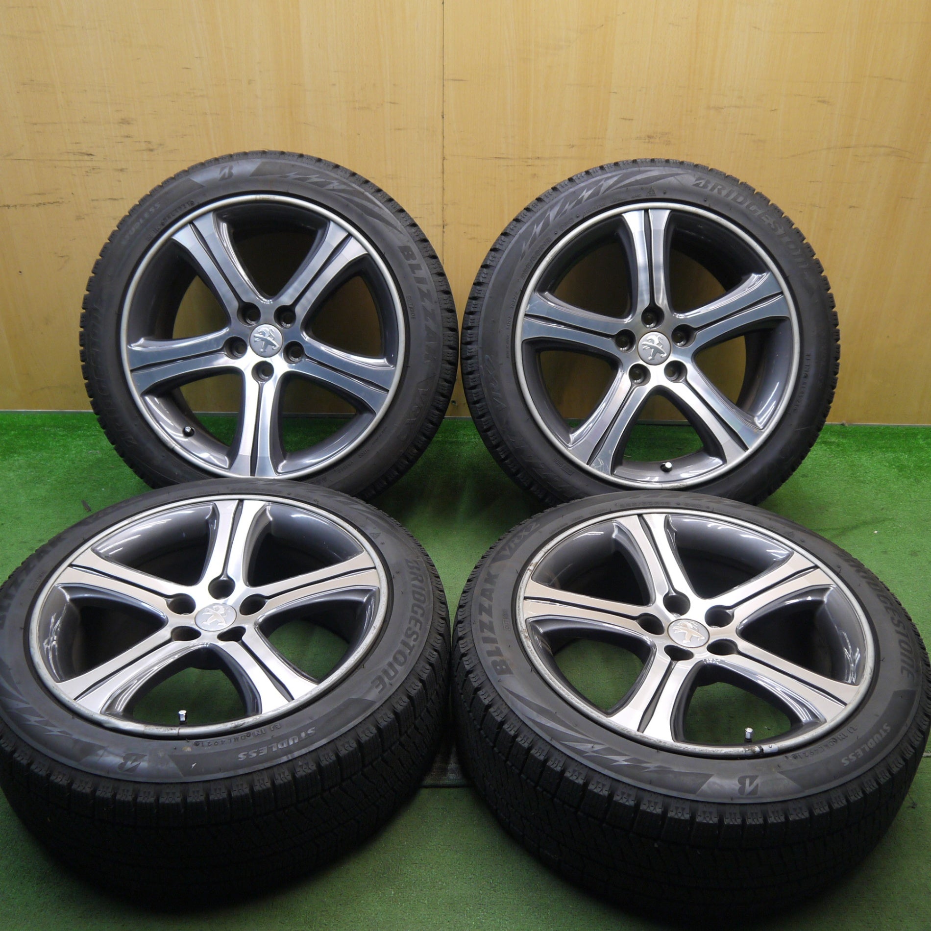 バリ溝！21年！9.5分☆プジョー 508 SW 純正 225/50R18 スタッドレス 