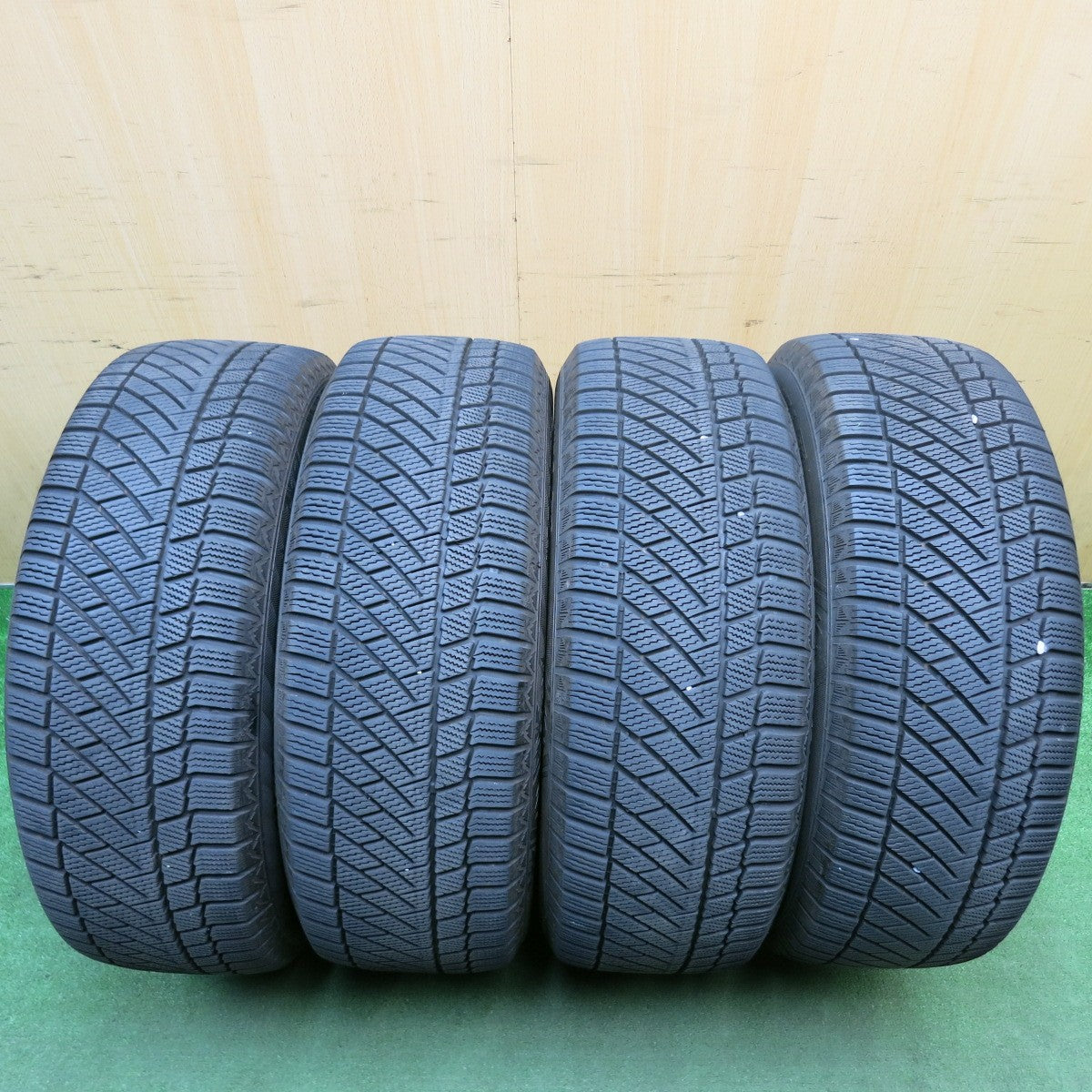 バリ溝!キレイ!8.5分★フォレスター 等 225/60R17 スタッドレス バイキング WINTECH WT6 SUV ZACK JP-110 MONZA ザック モンツァ 17インチ PCD100/5H★6032908HAス