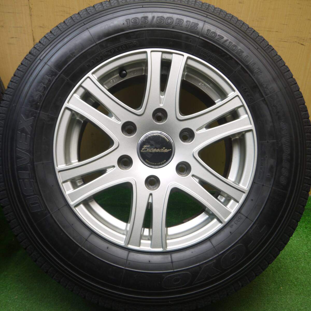 バリ溝!キレイ!8.5分★195/80R15 107/105L トーヨー デルベックス 934 Exceeder エクシーダー 15インチ PCD139.7/6H★5021805Hス