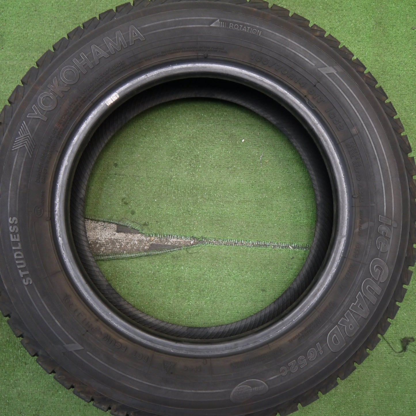 超バリ溝!ほぼ10分★スタッドレス 165/70R14 ヨコハマ アイスガード iG52C タイヤ 14インチ アクア ヴィッツ マーチ デミオ スイフト 等★5062003Hスタ
