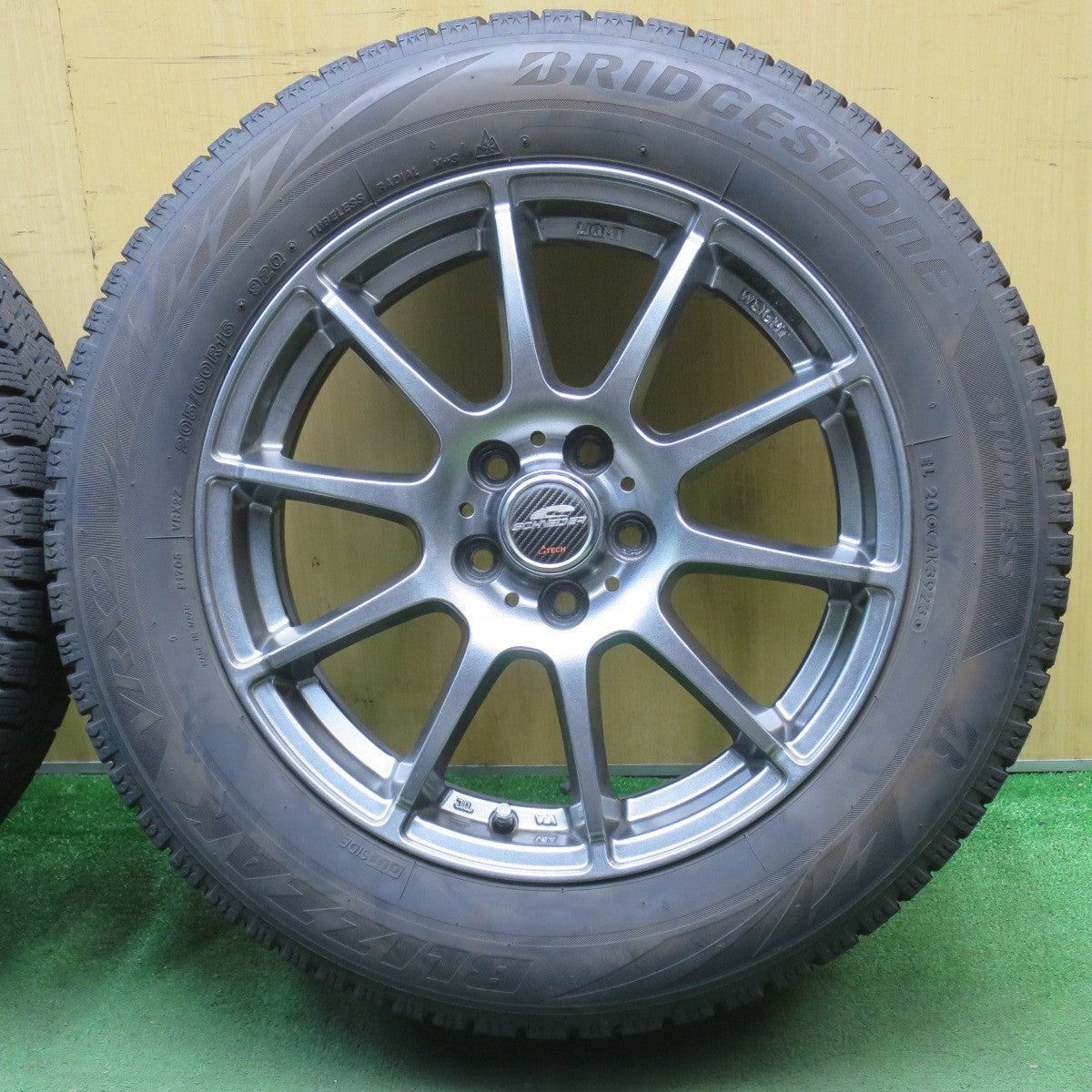 バリ溝!23年!キレイ!9分★インプレッサ 等 205/60R16 スタッドレス ブリヂストン ブリザック VRX2 SCHNEIDER ATECH シュナイダー 16インチ PCD100/5H★5093006NJス