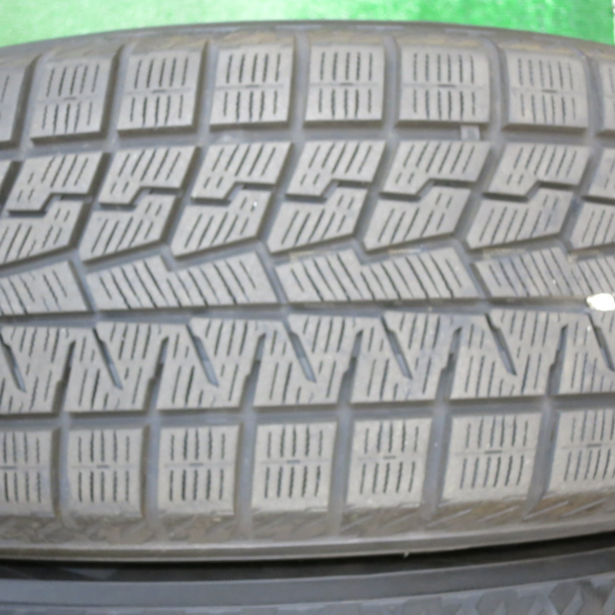 バリ溝!22年!キレイ!9.5分★プリウス 等 195/65R15 スタッドレス ヨコハマ アイスガード iG70 JOKER ジョーカー 15インチ PCD100/5H★5042503NJス