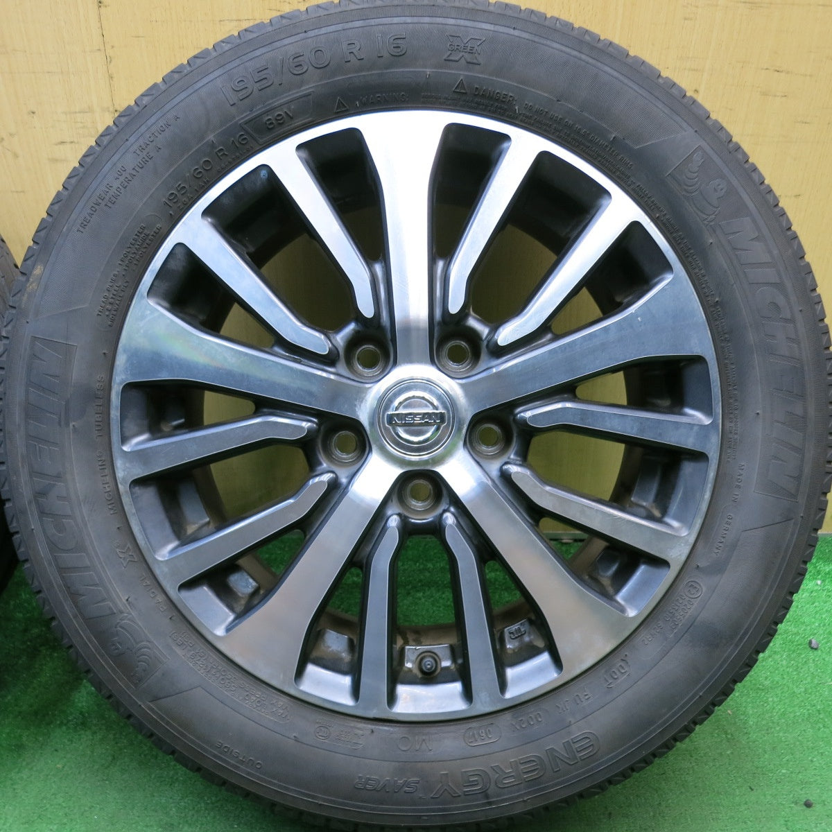 4本価格★日産 C26 セレナ ハイウェイスター 純正 195/60R16 ミシュラン エナジーセイバー MO 16インチ PCD114.3/5H★5061605AKノ