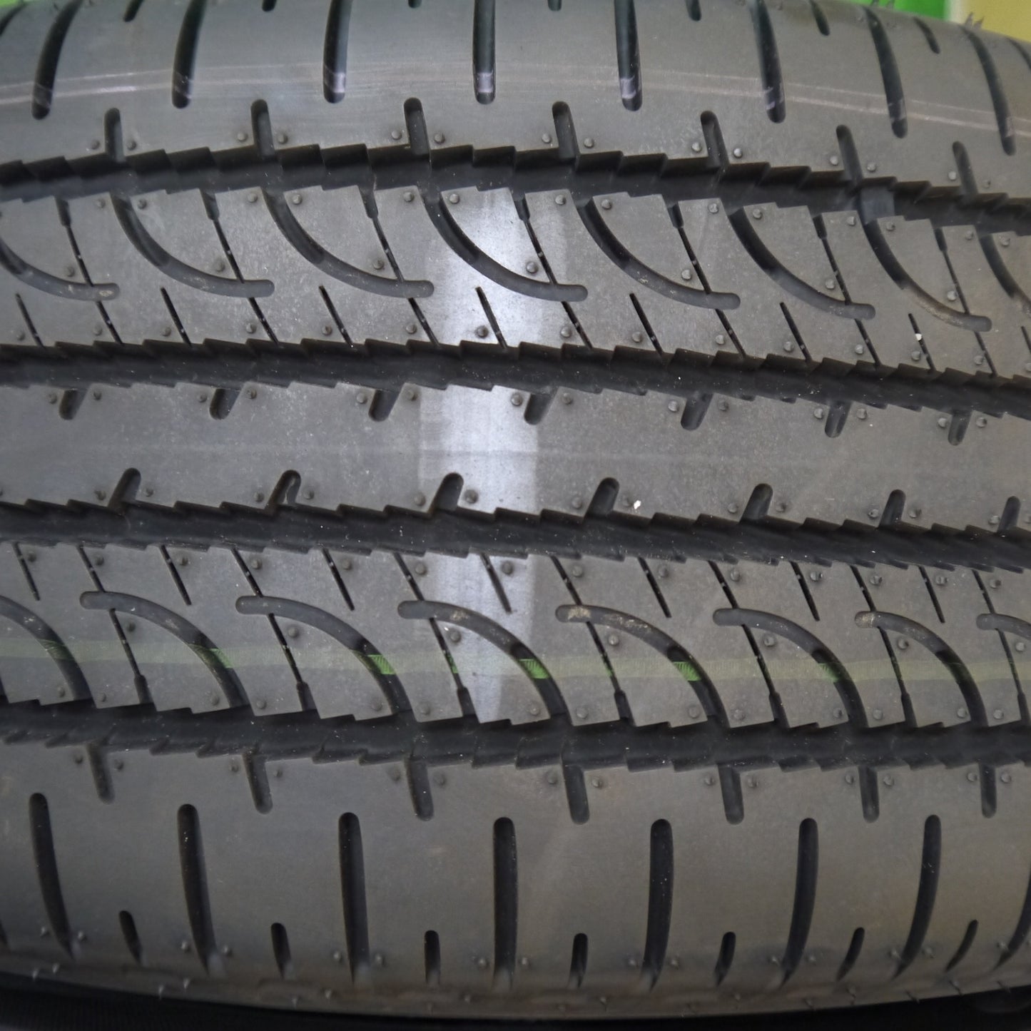 新車外し!24年★三菱 デリカ D:5 シャモニー 純正 225/55R18 ヨコハマ ジオランダー SUV G055 G055E 18インチ PCD114.3/5H★5042105Hノ