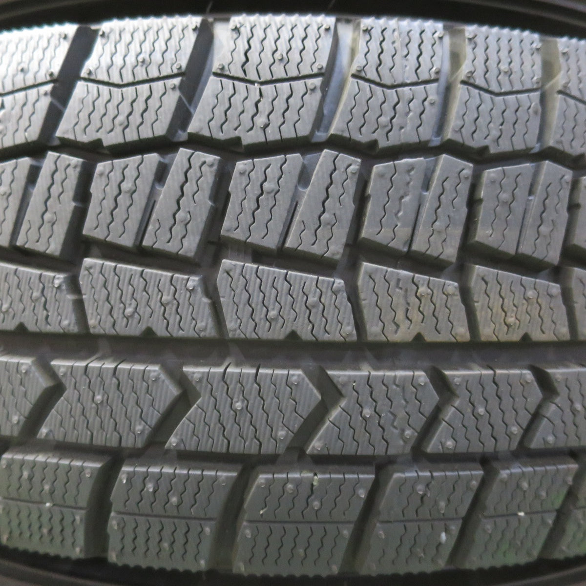バリ溝!23年!キレイ!ほぼ10分★日産 ノート e-POWER AUTECH 純正 185/65R15 スタッドレス ダンロップ ウインターマックス WM02 オーテック 15インチ PCD100/4H★5092312イス