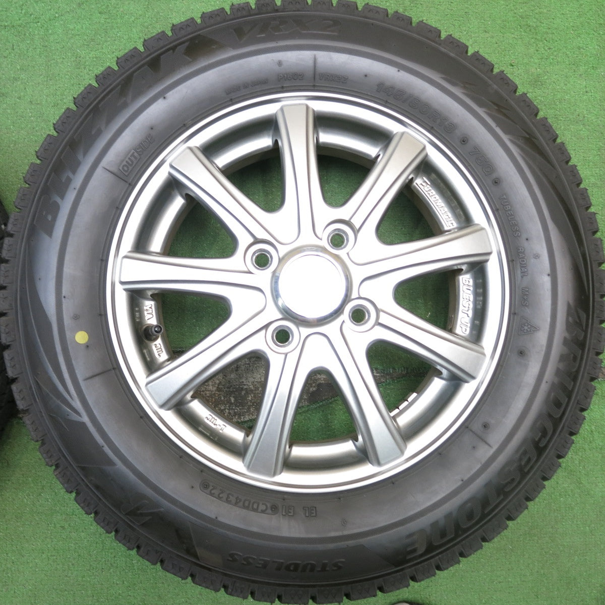バリ溝!22年!キレイ!9.5分★スタッドレス 145/80R13 ブリヂストン ブリザック VRX2 EUROMAGIC ユーロマジック 13インチ PCD100/4H★5062707AKス