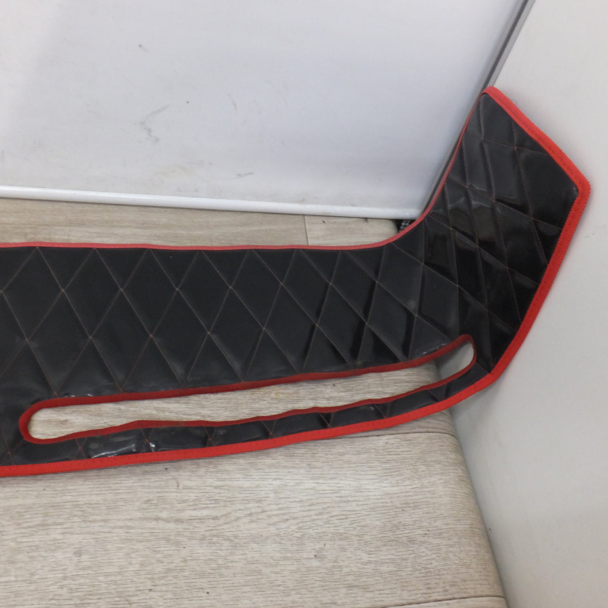 ★三菱ふそう MITSUBISHI キャンター ダッシュボードマット 形式 不明★
