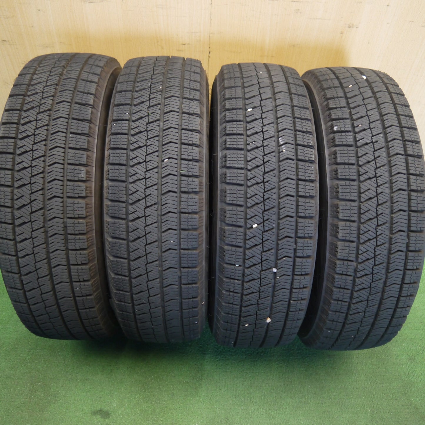 バリ溝!24年!キレイ!9分◎スタッドレス 165/65R14 ブリヂストン ブリザック VRX2 Exceeder エクシーダー 14インチ PCD100/4H◎6072104Hス