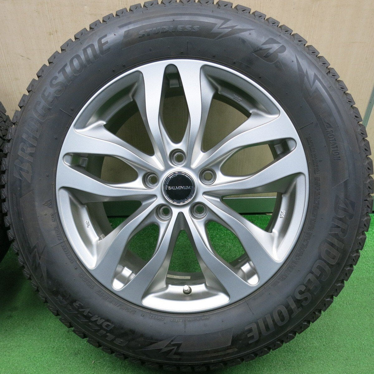 バリ溝!21年!キレイ!9分★スタッドレス 225/65R17 ブリヂストン ブリザック DM-V3 BALMINUM バルミナ 17インチ PCD114.3/5H★5012002TNス