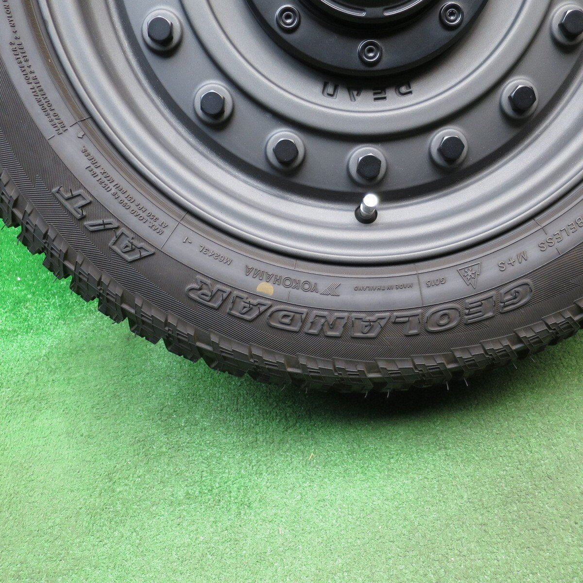 バリ溝 綺麗 9.5分 1本★DEAN COLORADO 215/60R16 ヨコハマ A/T G015 ディーン コロラド PCD112 120/5H マルチ★5031102Hノ