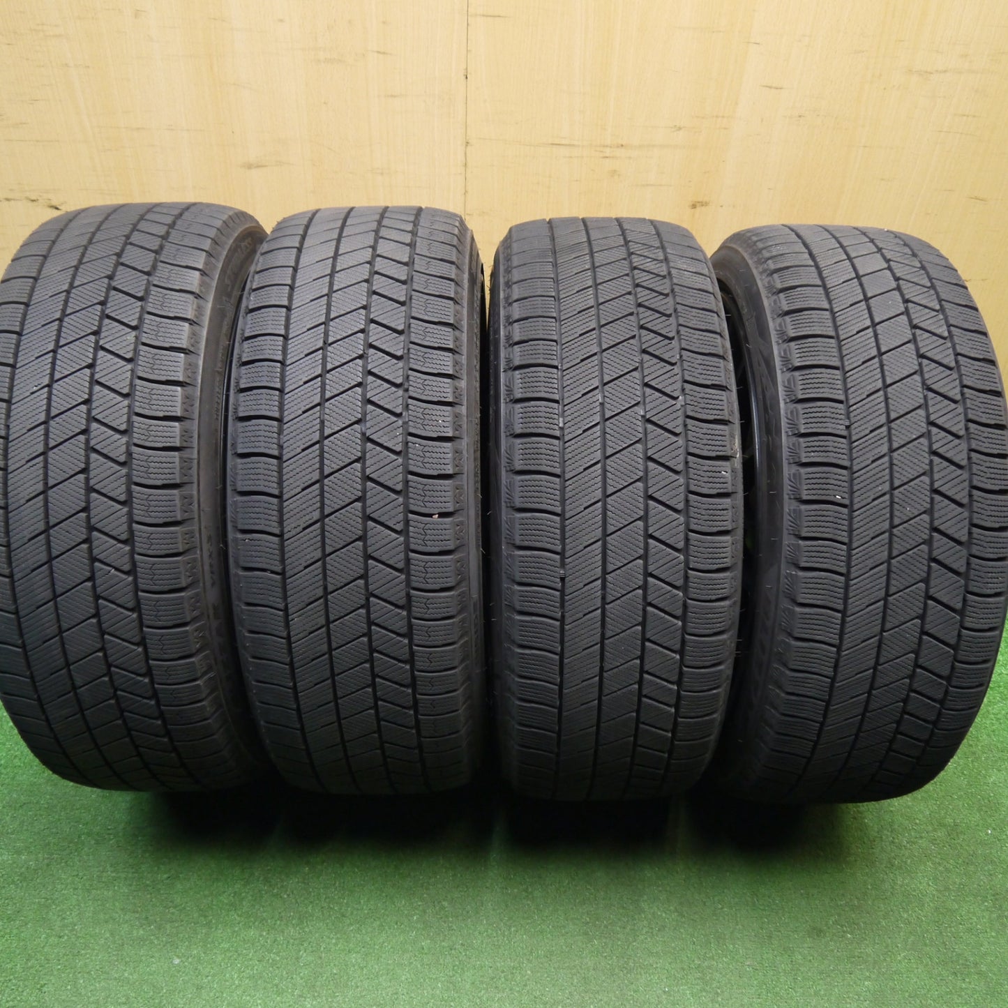 バリ溝!24年!キレイ!9.5分★BMW 等 Eurodesign CALWER 阿部商会 225/40R18 スタッドレス ブリヂストン ブリザック VRX3 ユーロデザイン カルヴァー 18インチ PCD112/5H★5120903Hス