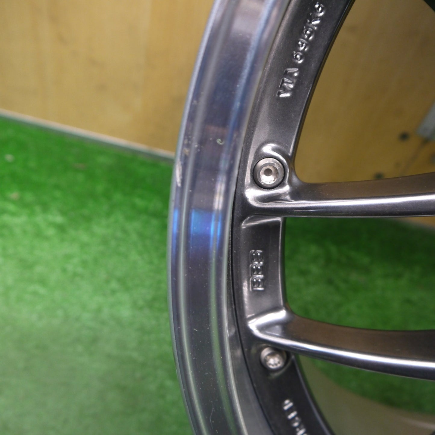 未使用!1本★BBS RS951H 19インチ ホイール 19×8J PCD114.3/5H★6021606Hホ