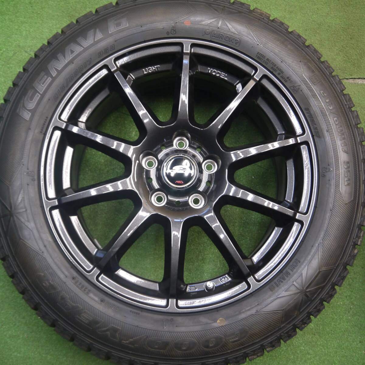 超バリ溝!キレイ!ほぼ10分★スタッドレス 215/60R17 グッドイヤー アイスナビ6 SCHNEIDER MiD シュナイダー 17インチ PCD114.3/5H★5021905Hス