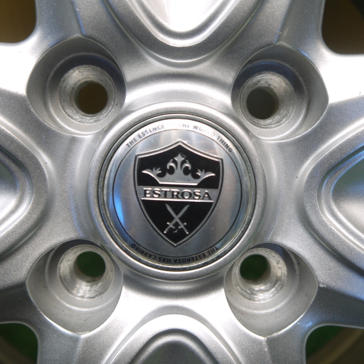 バリ溝!23年!キレイ!ほぼ10分◎スタッドレス 185/60R15 ヨコハマ アイスガード iG60 ESTROSA FSV エステローザ 15インチ PCD100/4H◎6100607Hス