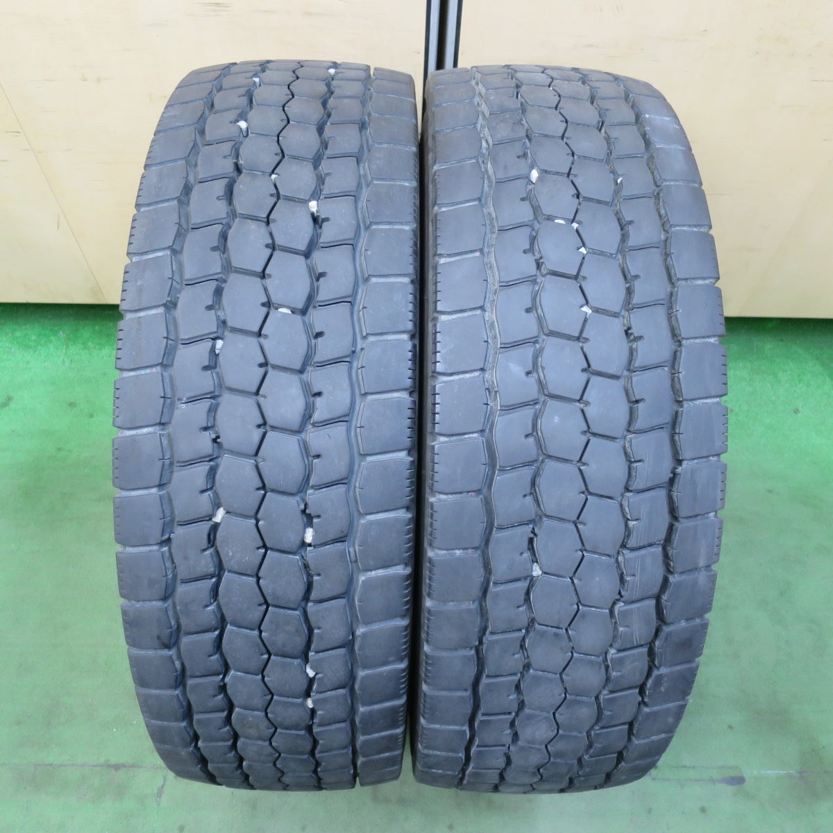 バリ溝!24年!9.5分!2本★トラック タイヤ 265/70R19.5 140/138J ブリヂストン M888 ミックス オールシーズン 19.5インチ★5120406イスタ