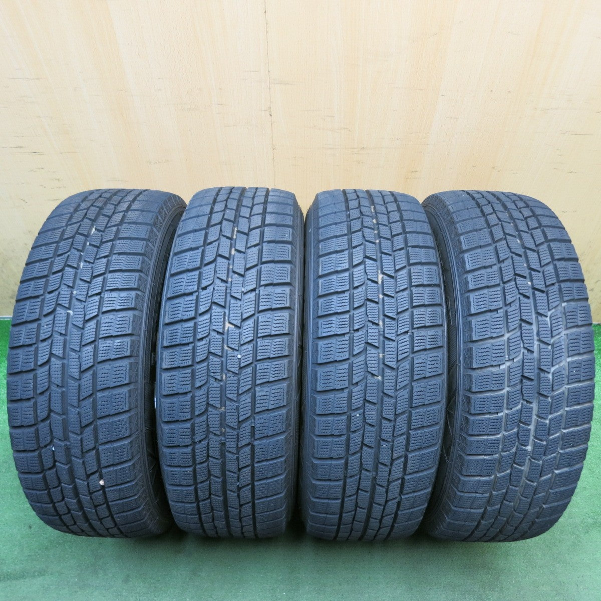 バリ溝!キレイ!9分◎スタッドレス 215/65R16 グッドイヤー アイスナビ6 V.E.X. VEX 社外 アルミ 16インチ PCD114.3/5H◎6082712HAス