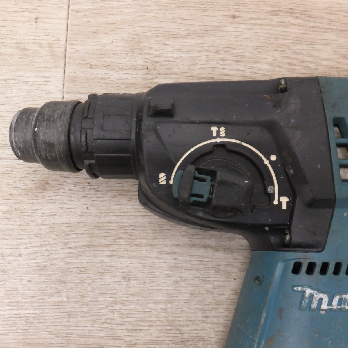 現状品★マキタ makita 24mm 充電式ハンマドリル HR242DRFXV 18V 本体のみ★