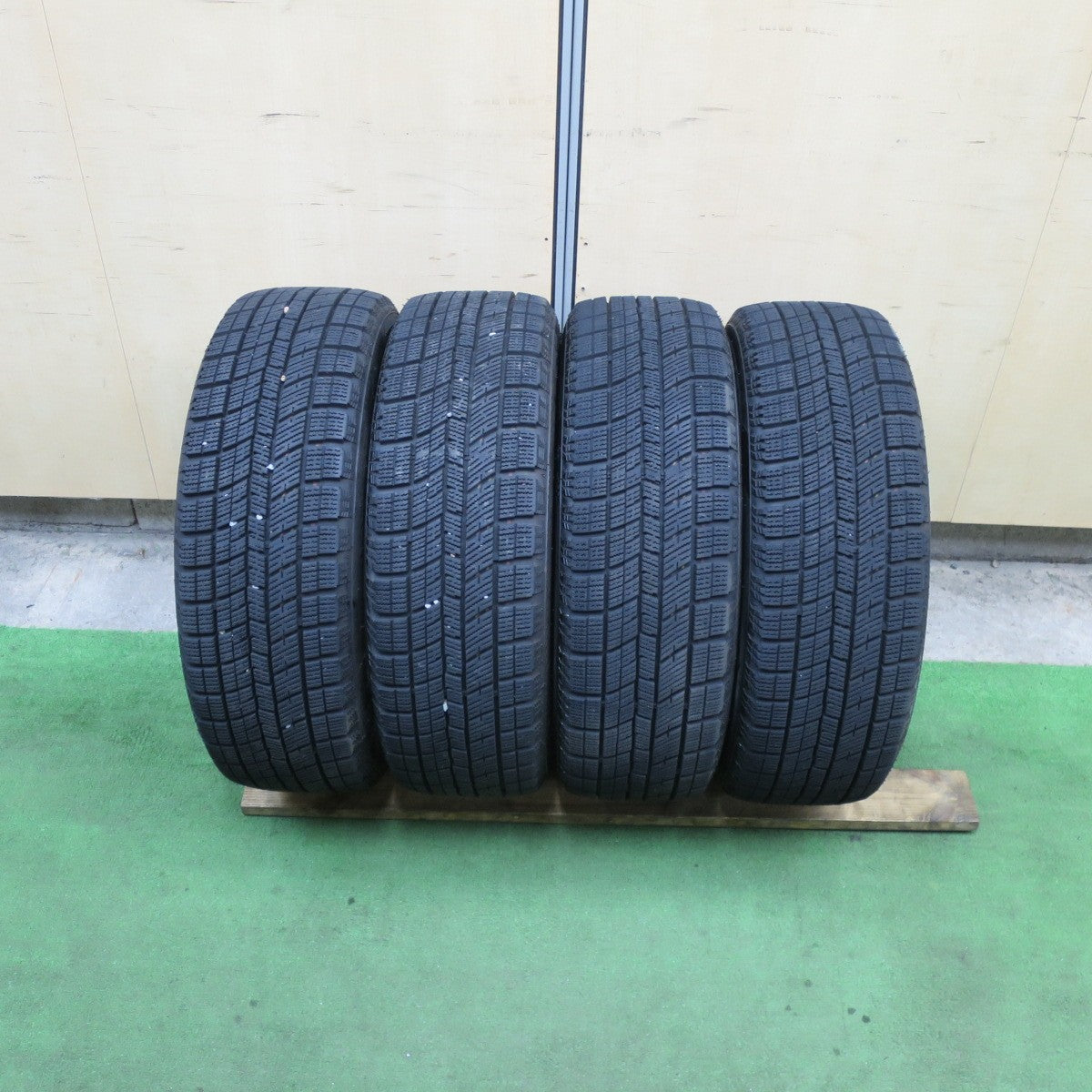 バリ溝!22年!9.5分★スタッドレス 185/60R15 ナンカン アイスアクティバ AW-1 Verthandi ヴェルサンディ ヴェルザンディ 15インチ PCD100/4H★6022004TTス