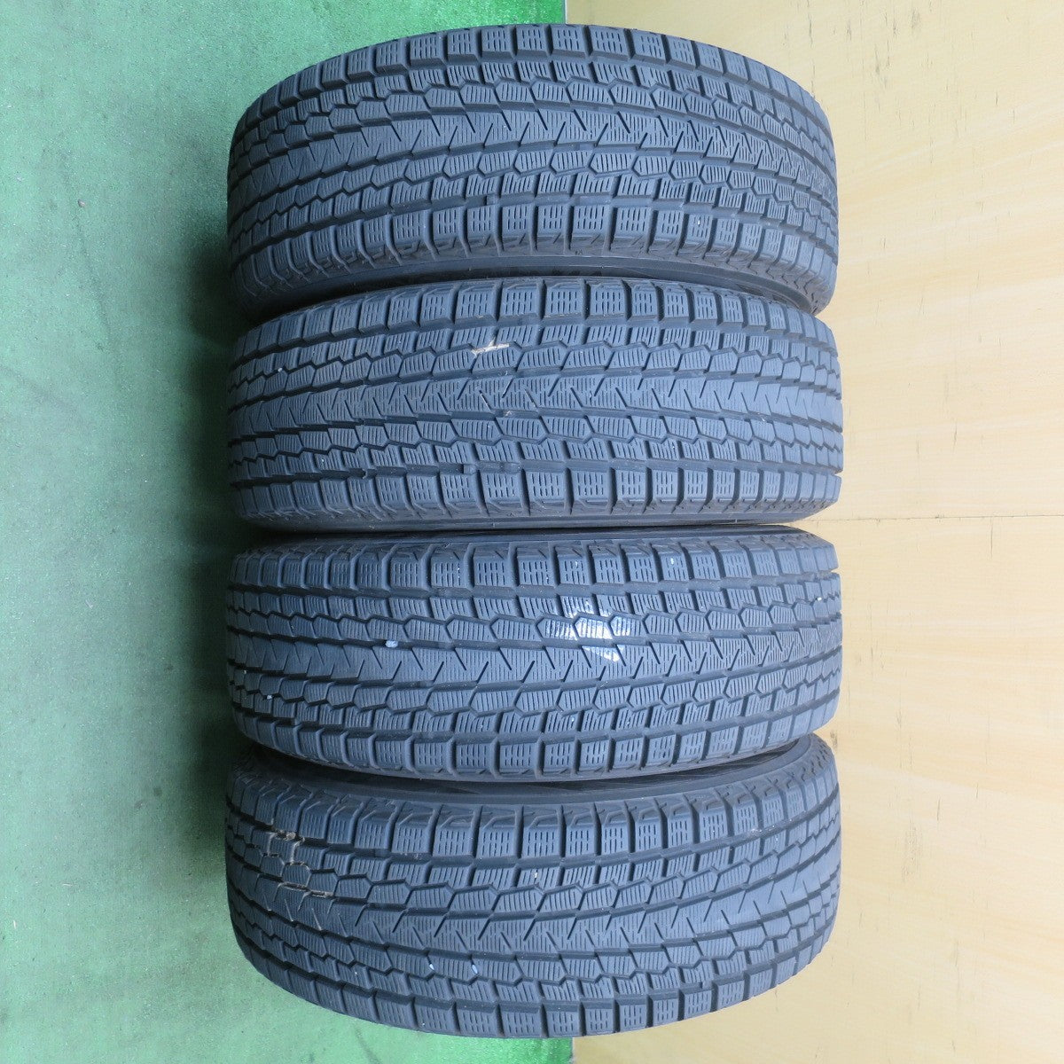 バリ溝!キレイ!9分★スタッドレス 225/65R17 ヨコハマ アイスガード G075 JOKER ジョーカー 17インチ PCD114.3/5H★5092403NJス