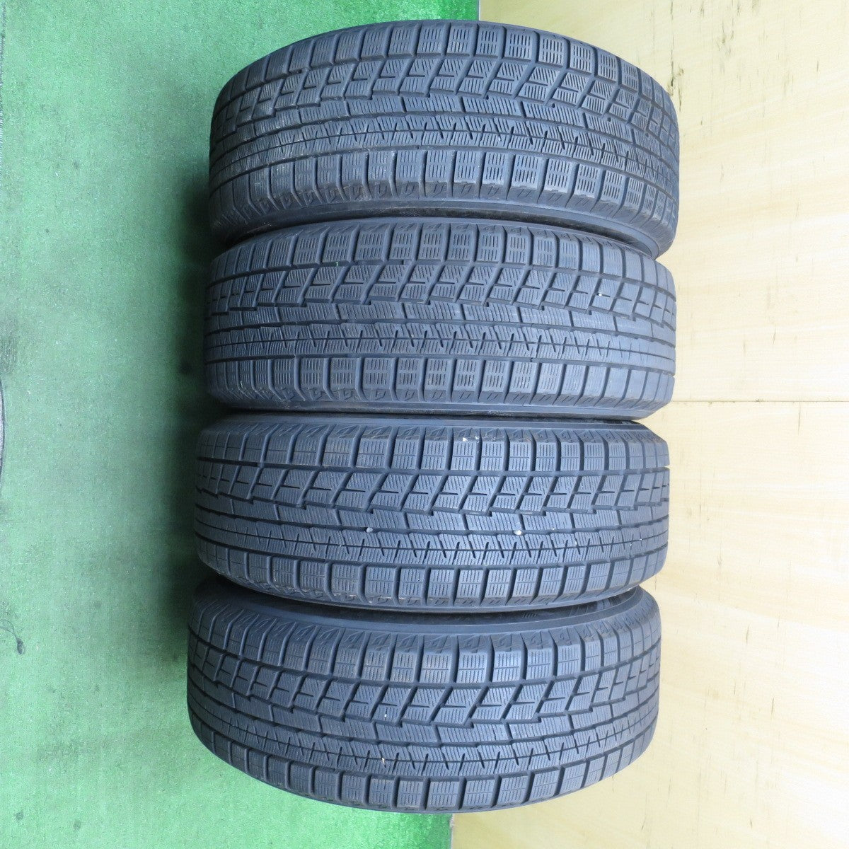 バリ溝!22年!キレイ!ほぼ10分★スタッドレス 225/60R17 ヨコハマ アイスガード iG60 MiLLOUS ミルアス 17インチ PCD114.3/5H★5051901NJス