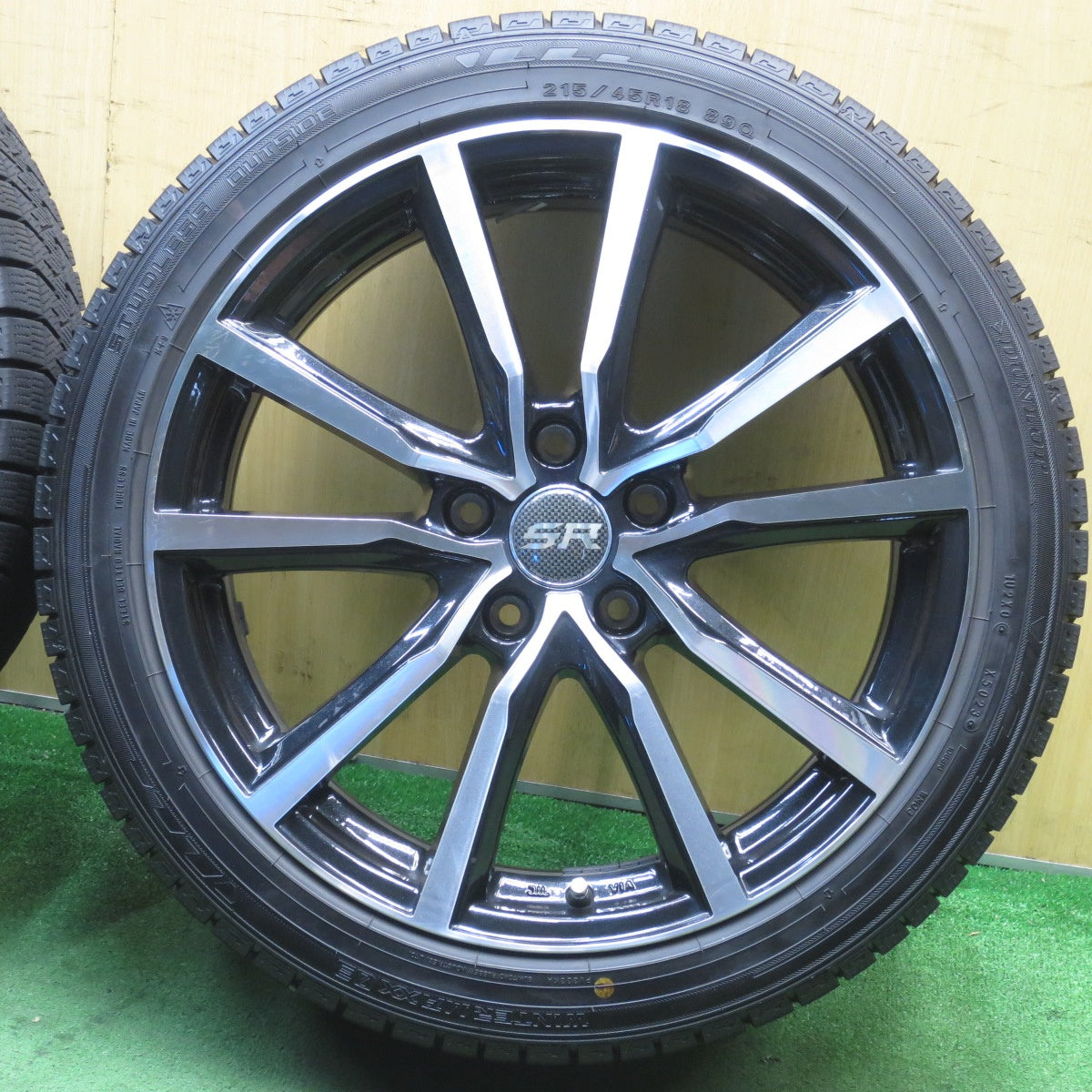 バリ溝!23年!キレイ!9.5分★スタッドレス 215/45R18 ダンロップ ウインターマックス03 STRANGER ストレンジャー 18インチ PCD114.3/5H★5081305NJス