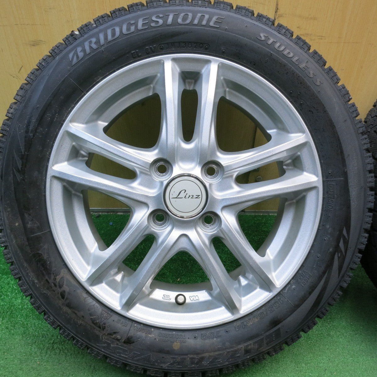 バリ溝!8.5分★スタッドレス 155/65R14 ブリヂストン ブリザック VRX Linz 14インチ PCD100/4H★5042206TNス