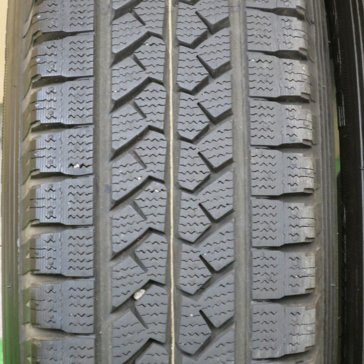 バリ溝!23年!9.5分★スタッドレス 165R13 6PR ブリヂストン ブリザック VL1 CVW 社外 アルミ 13インチ PCD100/4H★5091002TTス