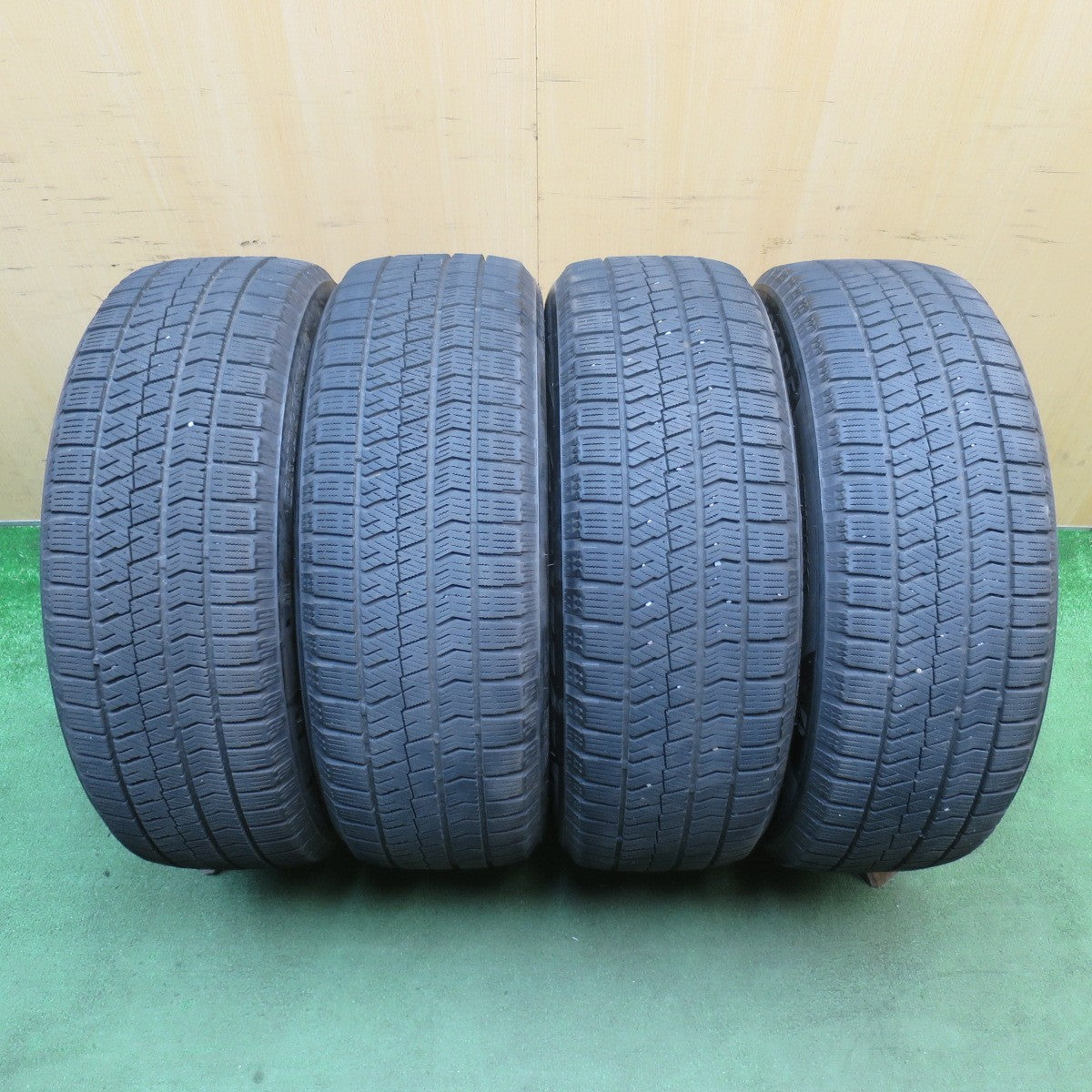 4本価格◎スタッドレス 215/60R17 ブリヂストン ブリザック VRX2 FINAL MIND ファイナル マインド 17インチ PCD114.3/5H◎6062201NJス