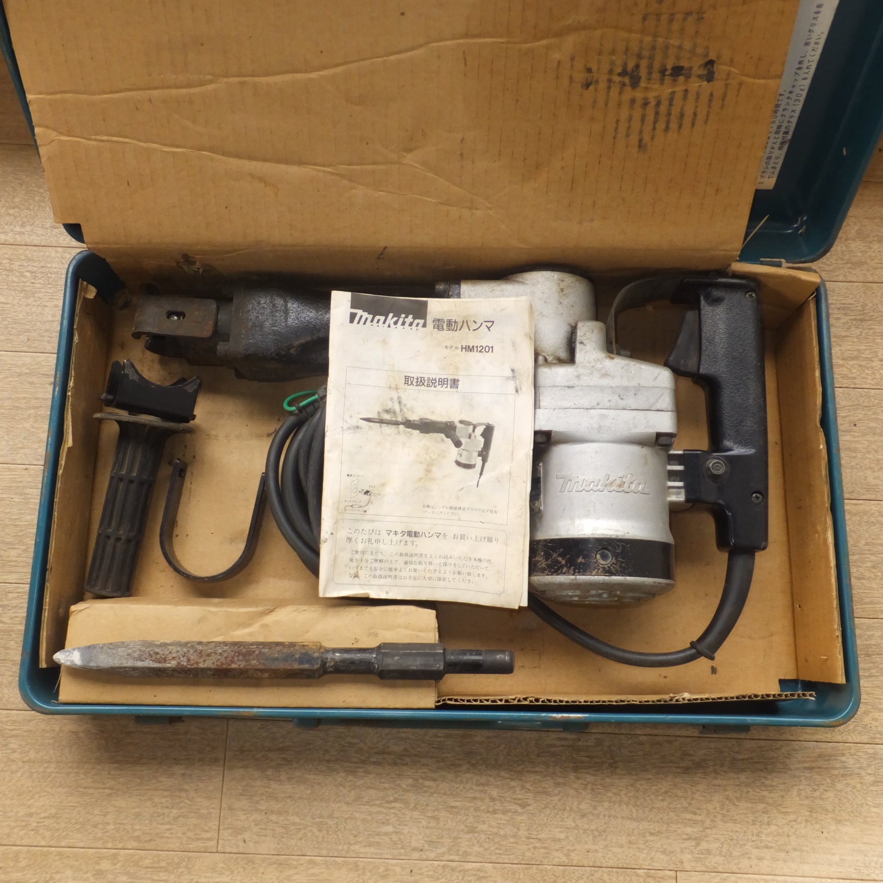 送料無料] ☆マキタ makita 電動ハンマ HM1201 100V 12A 50-60Hz 1130W 