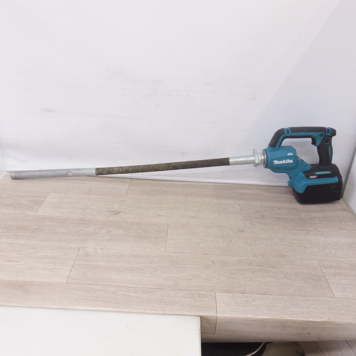★マキタ makita 充電式コンクリートバイブレータ VR001G バッテリ BL4025 セット★