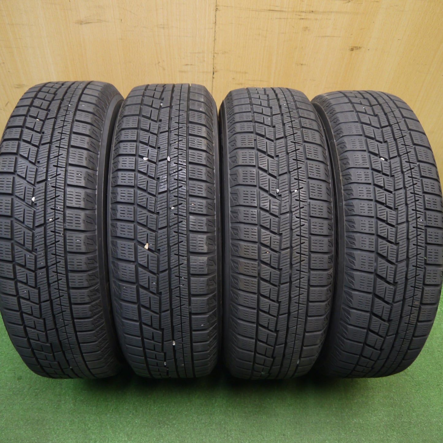 バリ溝!9.5分★スタッドレス 165/65R14 ヨコハマ アイスガード iG60 GRASS グラス 14インチ PCD100/4H★6011902Hス