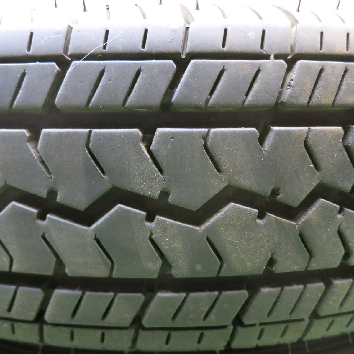 4本価格!23年★トラック タイヤ 145R13 8PR トーヨー V-02e スチール ホイール 13インチ PCD170/6H★5082407HAノ