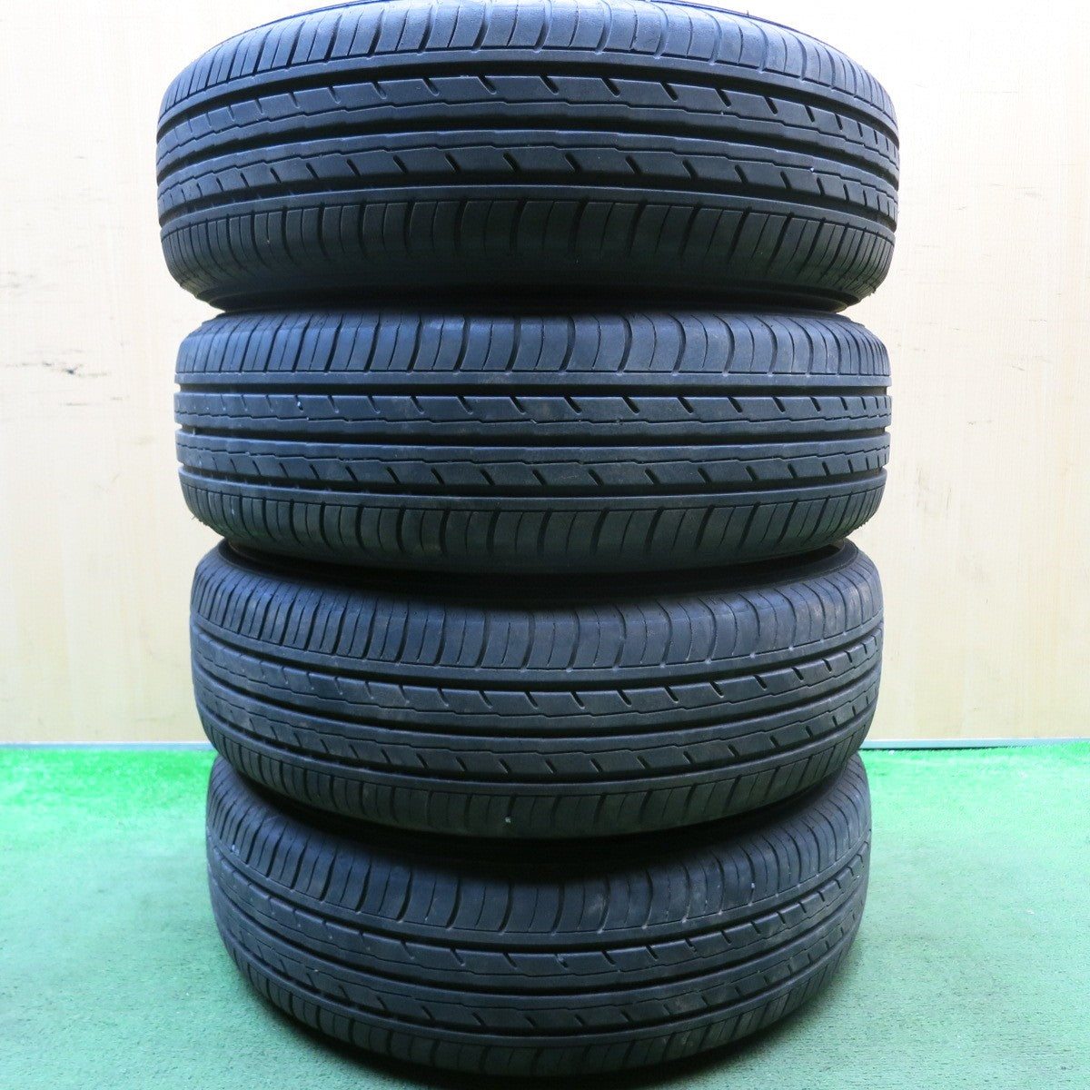 バリ溝!23年!8.5分★トヨタ シエンタ 純正 スチール 175/70R14 ヨコハマ BluEarth-ES ES32 14インチ PCD100/4H★5080106HAノ