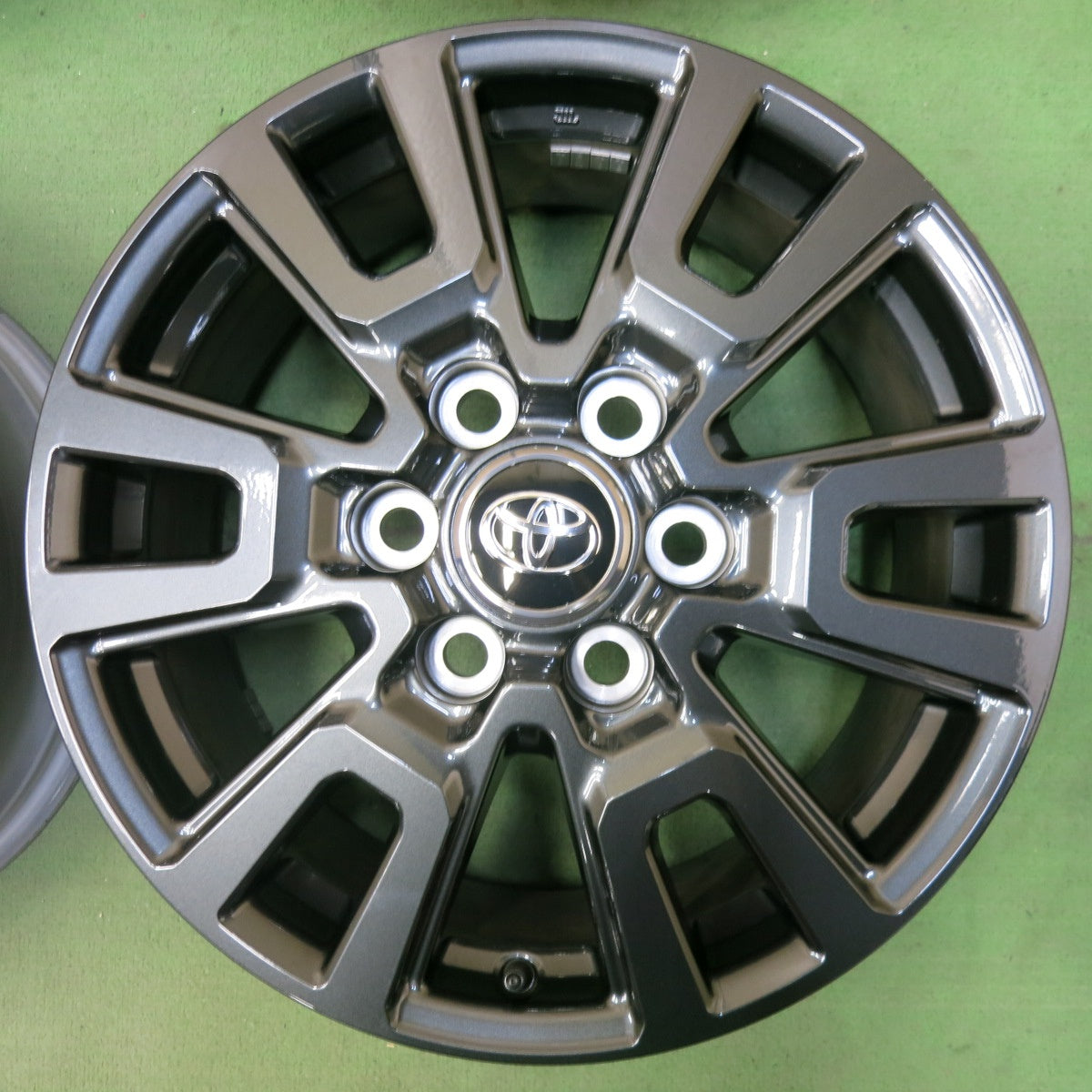 新車外し★トヨタ ランクル 250 VX 純正 ホイール 18インチ 18×7.5J PCD139.7/6H★5052809SYホ