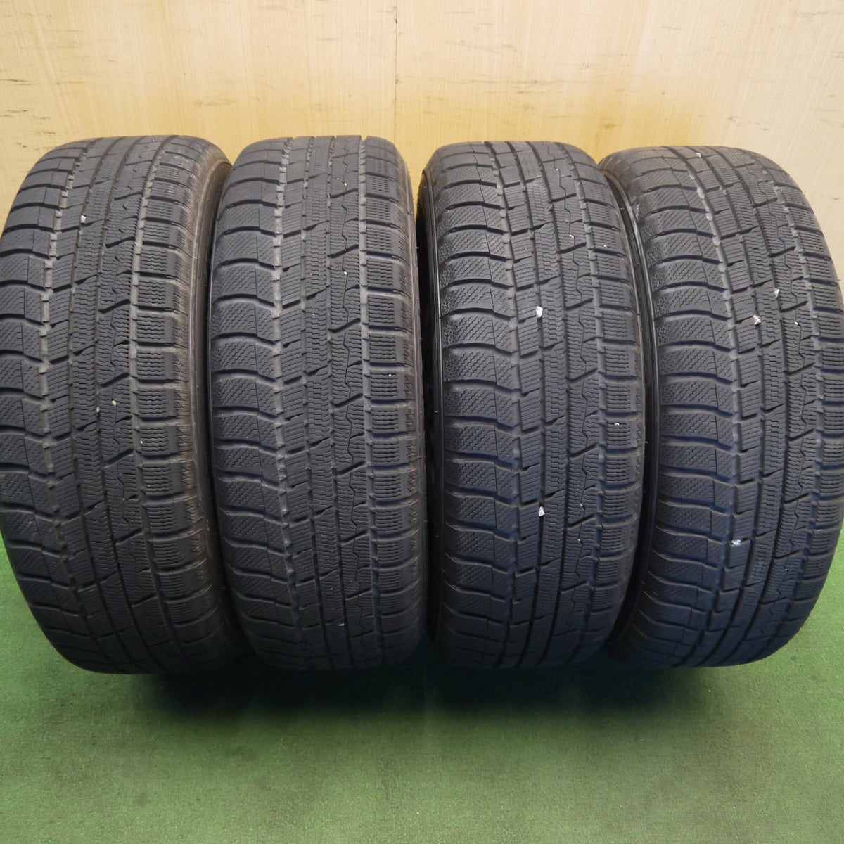 バリ溝!キレイ!9.5分以上◎トヨタ 70系 ノア ヴォクシー 純正 205/60R16 スタッドレス トーヨー ウインター トランパス TX 16インチ PCD114.3/5H◎6082506Hス