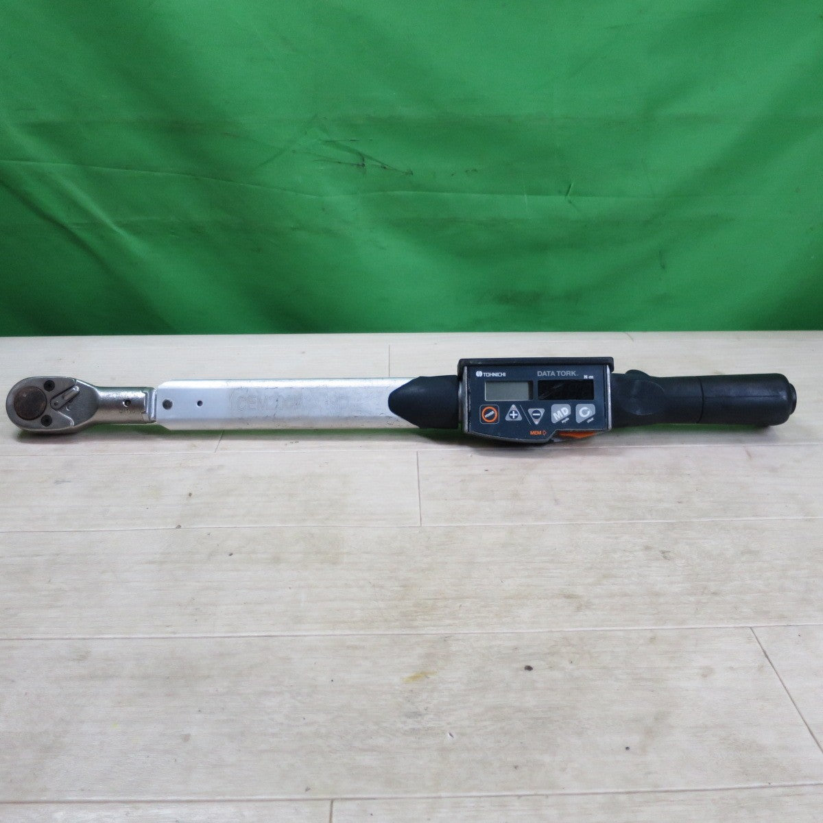 ☆東日 デジタル 式 トルクレンチ CEM200N3X19D 直読式 ラチェット ハンド ツール 工具 道具 TOHNICHI QH19D 現状品☆