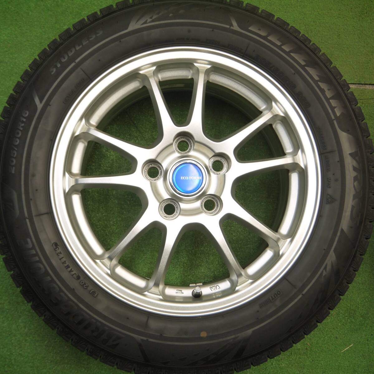 バリ溝!23年!キレイ!9.5分★スタッドレス 205/60R16 ブリヂストン ブリザック VRX3 ECO FORME エコフォルム 16インチ PCD114.3/5H★5011517Hス