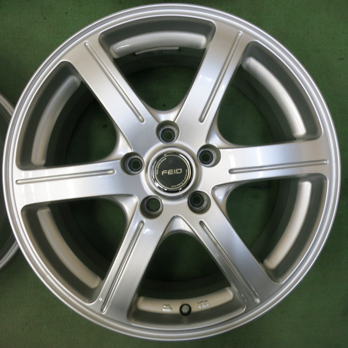 キレイ★FEID ブリヂストン製 17インチ ホイール 17×7J PCD114.3/5H★5051305SYホ
