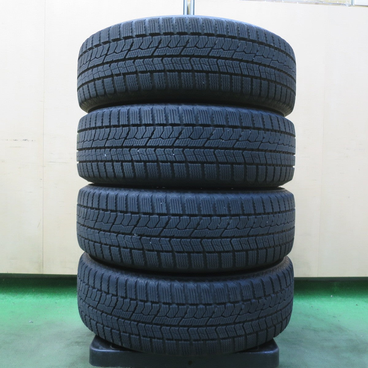バリ溝!キレイ!9.5分◎スタッドレス 185/65R15 トーヨー オブザーブ GIZ2 NEXTA ネクスタ 15インチ PCD100/4H◎6081216イス