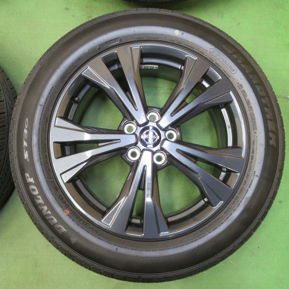 新車外し!21年★日産 T32 エクストレイル 純正 225/60R18 ダンロップ ST30 グラントレック 18インチ PCD114.3/5H★5052906イノ