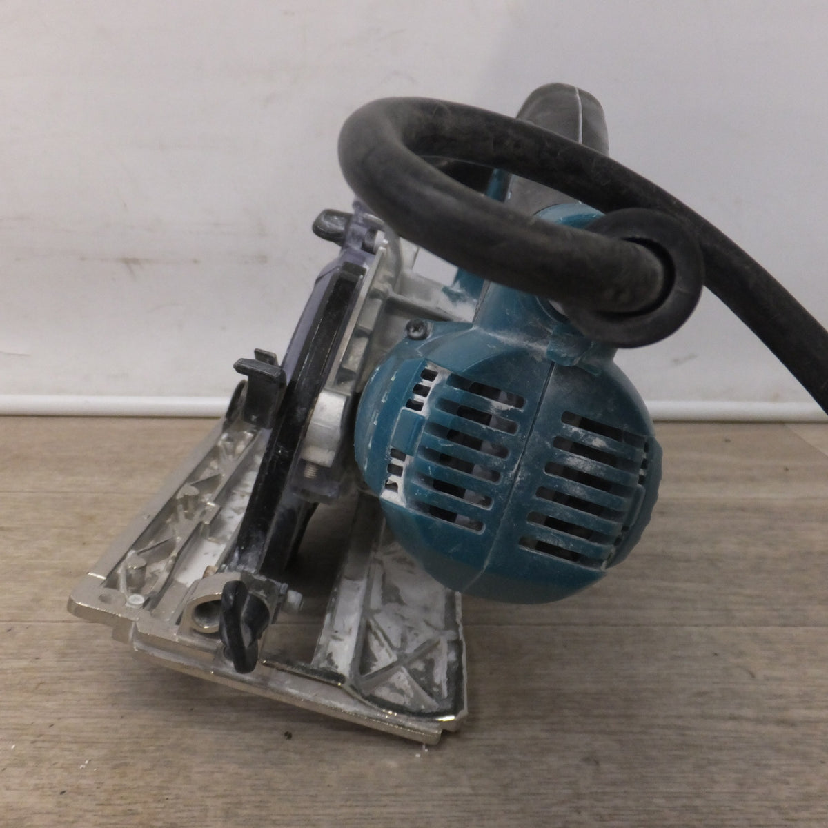 ★マキタ makita 125mm 防じんマルノコ KS5200FX 121~125mm 100V~ 11A 50-60Hz 1050W 木工用 超硬丸ノコ★