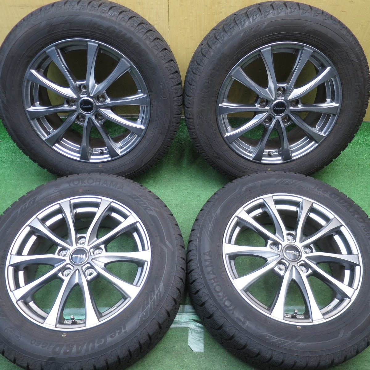 バリ溝！24年！キレイ！9.5分◎スタッドレス 215/60R16 ヨコハマ