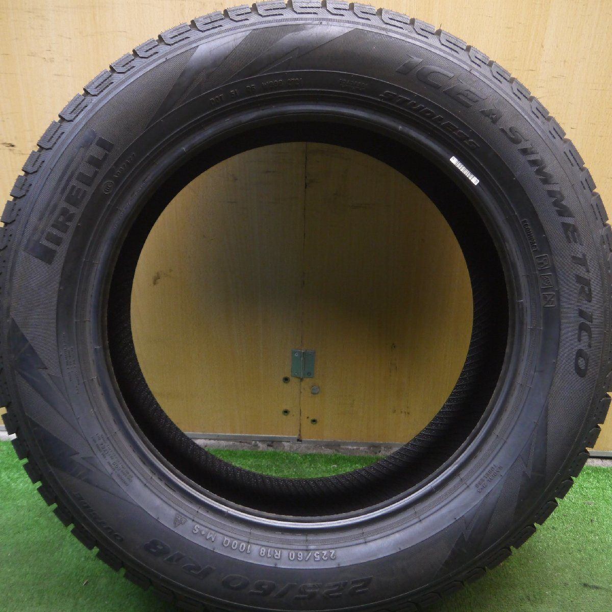 未使用!21年!1本価格★スタッドレス 225/60R18 ピレリ アイスアシンメトリコ 18インチ ハリアー RAV4 CX-5 等★3122601Hスタ